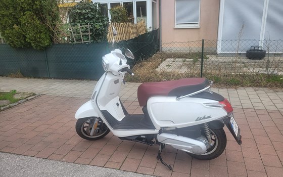 Gebrauchtmotorrad Kymco Like 125 - Bild 4