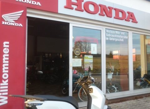 Gebrauchtmotorrad Honda CUV e: - Bild 1