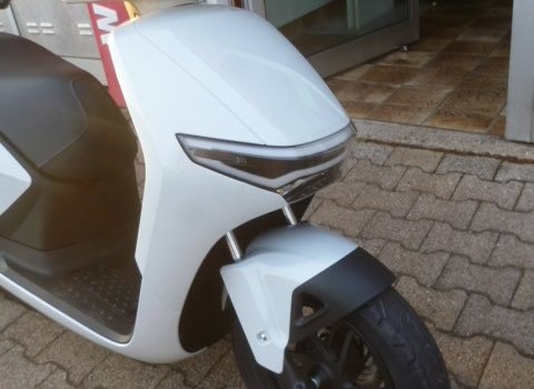 Gebrauchtmotorrad Honda CUV e: - Bild 3