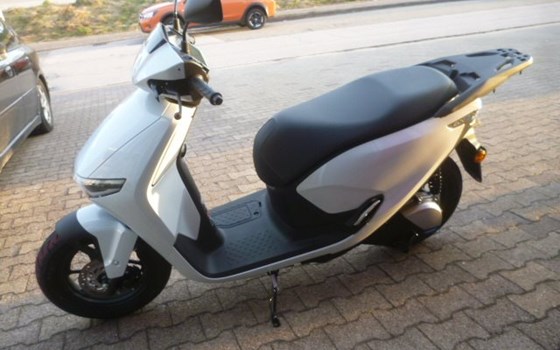 Gebrauchtmotorrad Honda CUV e: - Bild 6
