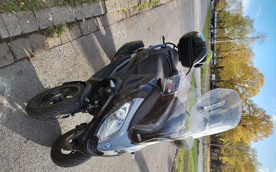 Gebrauchtmotorrad Piaggio MP3 300 - Bild 7