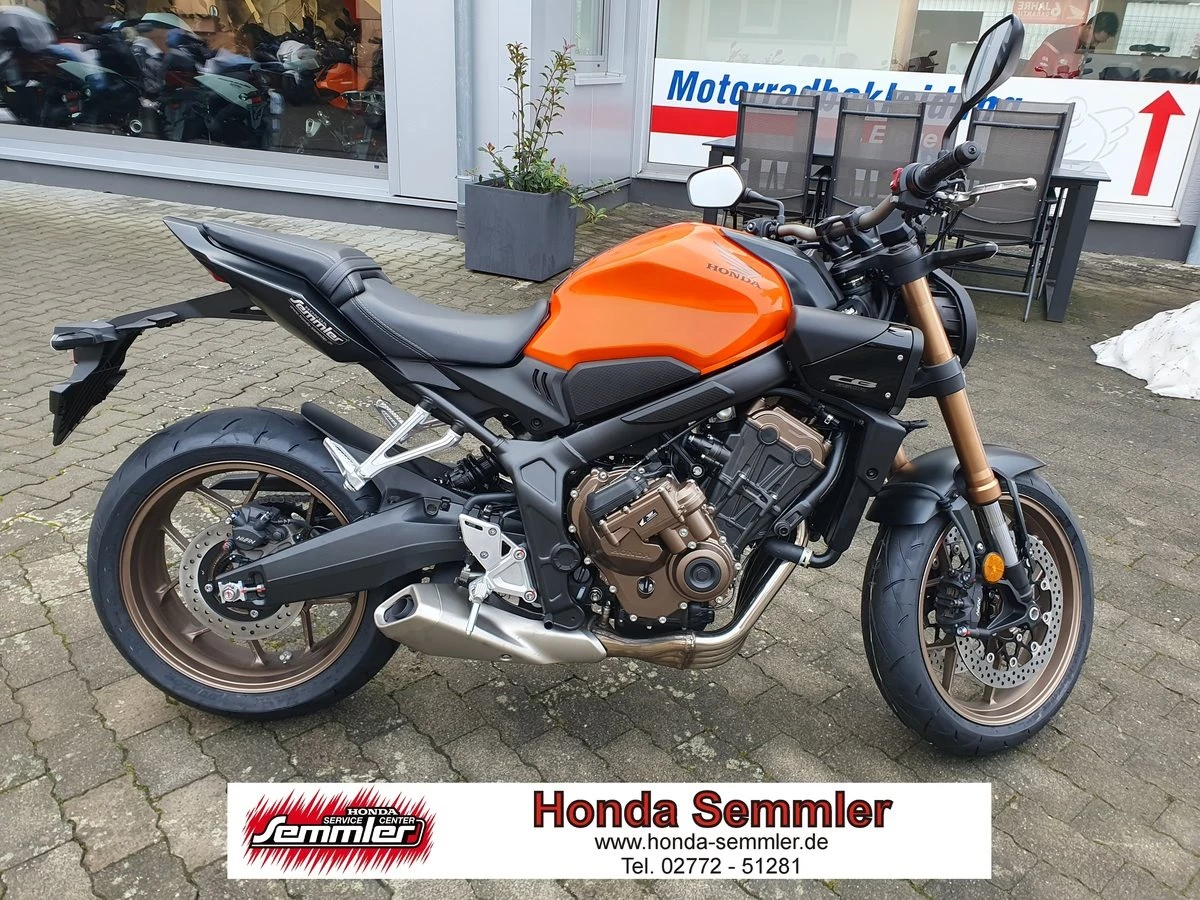 Honda CB650R E-Clutch