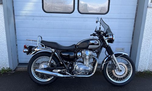 Kawasaki W800