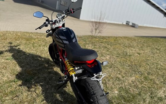 Gebrauchtmotorrad Ducati Scrambler Desert Sled - Bild 13