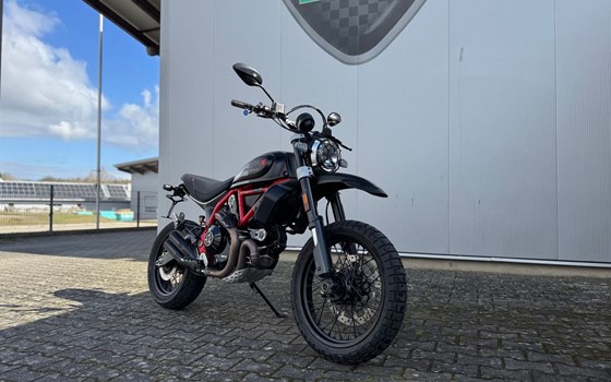 Gebrauchtmotorrad Ducati Scrambler Desert Sled - Bild 15