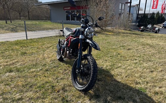 Gebrauchtmotorrad Ducati Scrambler Desert Sled - Bild 20
