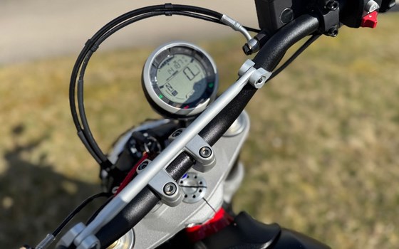 Gebrauchtmotorrad Ducati Scrambler Desert Sled - Bild 7