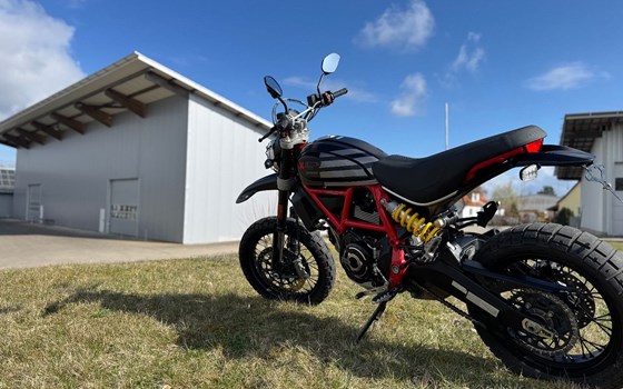Gebrauchtmotorrad Ducati Scrambler Desert Sled - Bild 8
