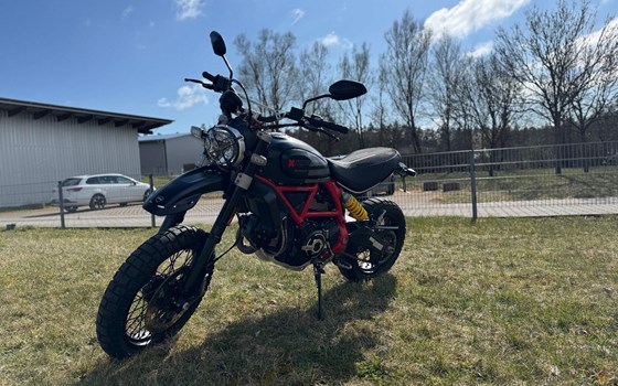 Gebrauchtmotorrad Ducati Scrambler Desert Sled - Bild 9