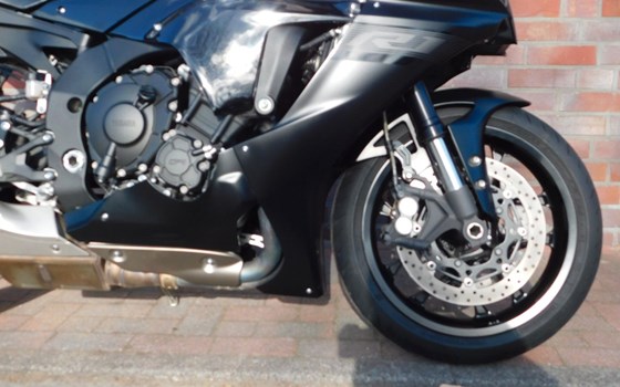Gebrauchtmotorrad Yamaha R1 - Bild 10