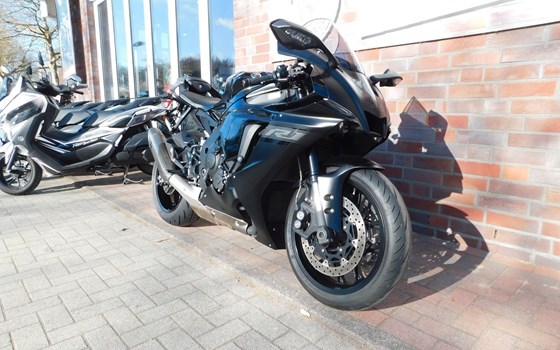 Gebrauchtmotorrad Yamaha R1 - Bild 2