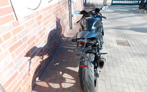 Gebrauchtmotorrad Yamaha R1 - Bild 5