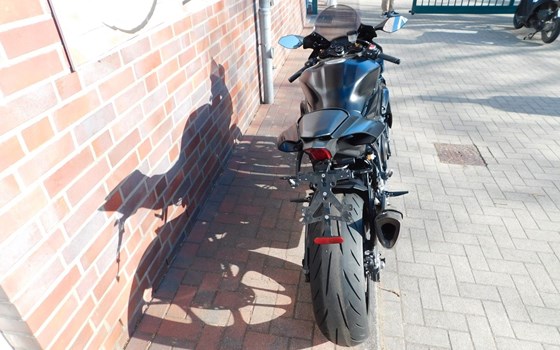 Gebrauchtmotorrad Yamaha R1 - Bild 6