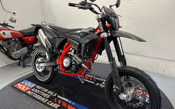 Neufahrzeug Beta RR 4T 125 R - Bild 11