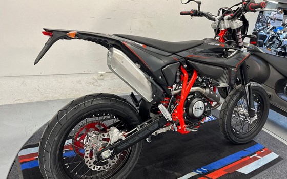 Neufahrzeug Beta RR 4T 125 R - Bild 9