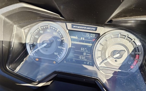 Gebrauchtmotorrad Honda Forza 125 - Bild 18