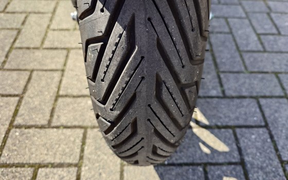 Gebrauchtmotorrad Honda Forza 125 - Bild 20