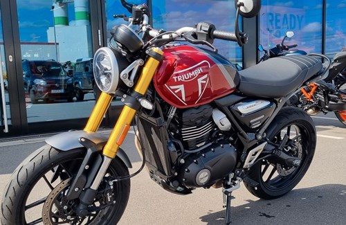 Gebrauchtmotorrad Triumph Speed 400