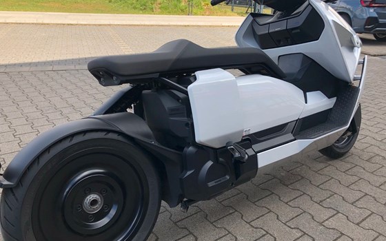 Gebrauchtmotorrad BMW CE 04 - Bild 11