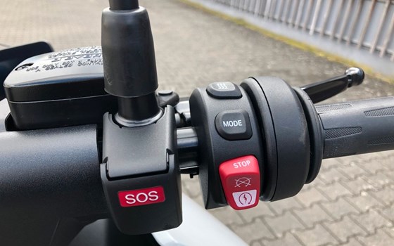 Gebrauchtmotorrad BMW CE 04 - Bild 18