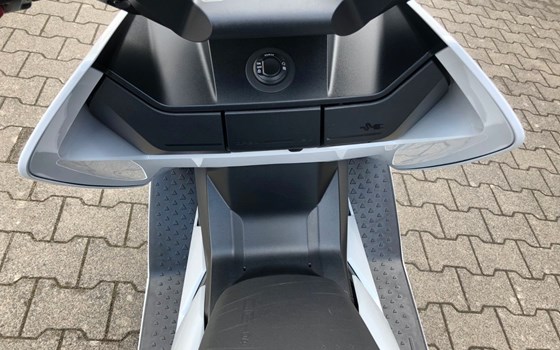 Gebrauchtmotorrad BMW CE 04 - Bild 21