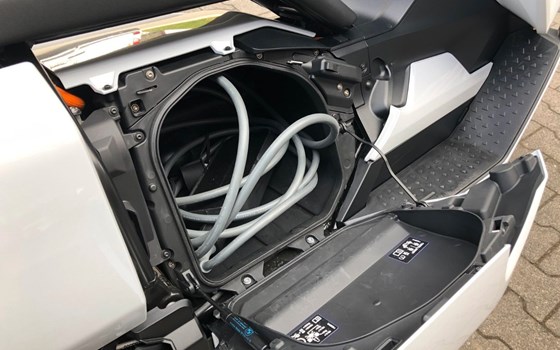 Gebrauchtmotorrad BMW CE 04 - Bild 24