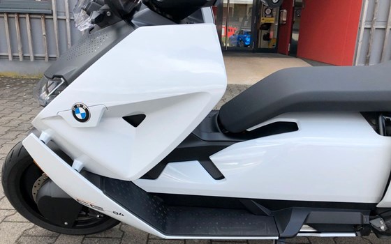 Gebrauchtmotorrad BMW CE 04 - Bild 4