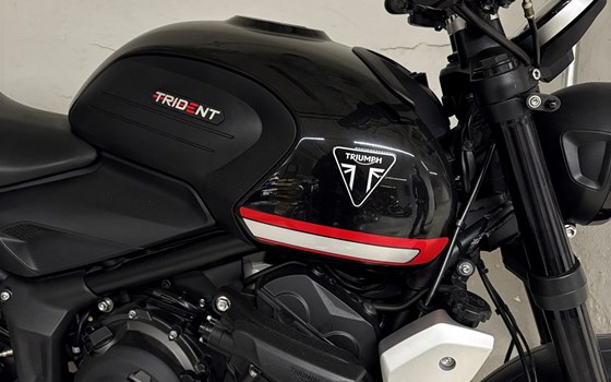 Motorrad Occasion Triumph Trident 660 - Bild 3