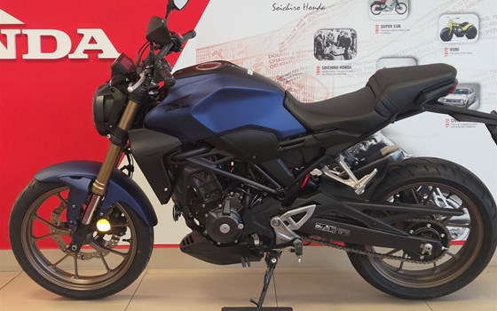 Gebrauchtmotorrad Honda CB300R - Bild 3