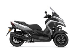 Neumotorrad Yamaha Tricity 300
