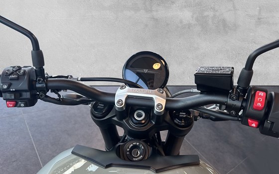 Neufahrzeug Triumph Trident 660 - Bild 4