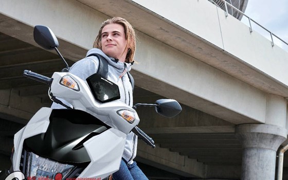 Neufahrzeug Suzuki Avenis 125 - Bild 8