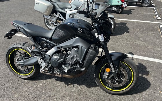 Gebrauchtmotorrad Yamaha MT-09 - Bild 2