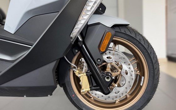 Gebrauchtmotorrad BMW C 400 GT - Bild 12