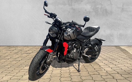 Gebrauchtmotorrad Triumph Trident 660 - Bild 1