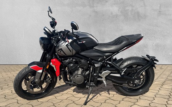 Gebrauchtmotorrad Triumph Trident 660 - Bild 2