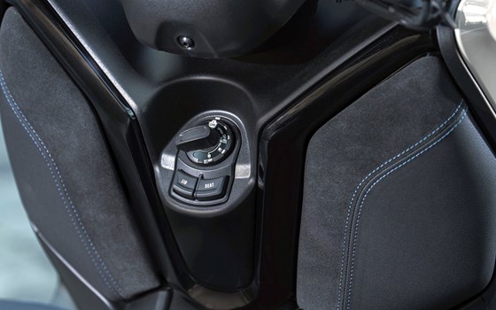 Neufahrzeug Yamaha XMAX 125 Tech MAX+ - Bild 10