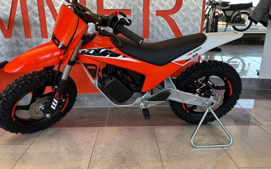 Neufahrzeug KTM SX-E 2 - Bild 5