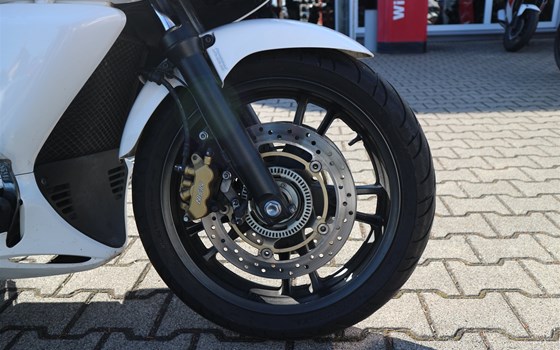 Gebrauchtmotorrad Honda DN-01 - Bild 9