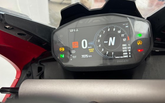 Gebrauchtmotorrad Ducati Panigale V2 - Bild 3
