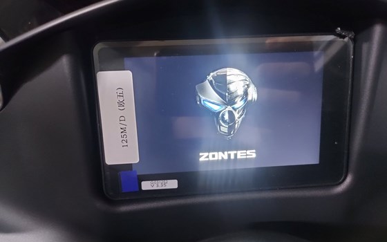 Gebrauchtmotorrad Zontes 125 D - Bild 3