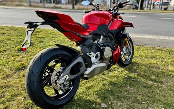 Gebrauchtmotorrad Ducati Streetfighter V4 S - Bild 10