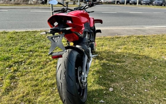 Gebrauchtmotorrad Ducati Streetfighter V4 S - Bild 12