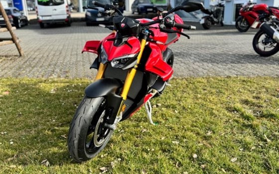 Gebrauchtmotorrad Ducati Streetfighter V4 S - Bild 3