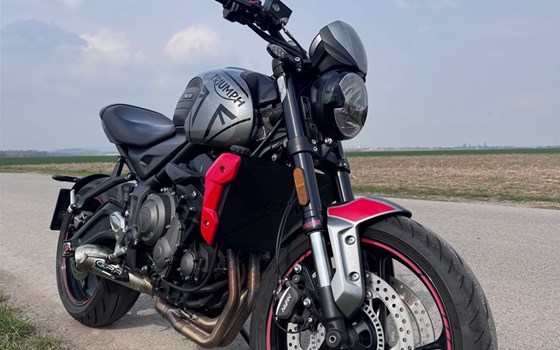 Gebrauchtmotorrad Triumph Trident 660 - Bild 1