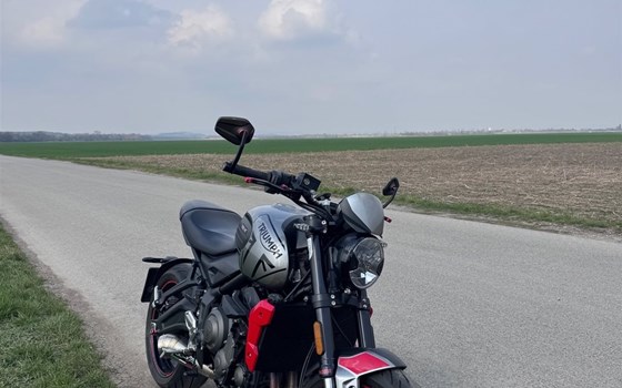 Gebrauchtmotorrad Triumph Trident 660 - Bild 10