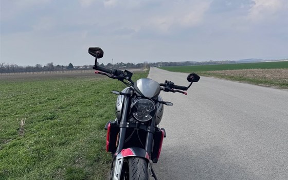 Gebrauchtmotorrad Triumph Trident 660 - Bild 4