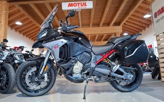 Gebrauchtmotorrad Ducati Multistrada V4 S - Bild 2