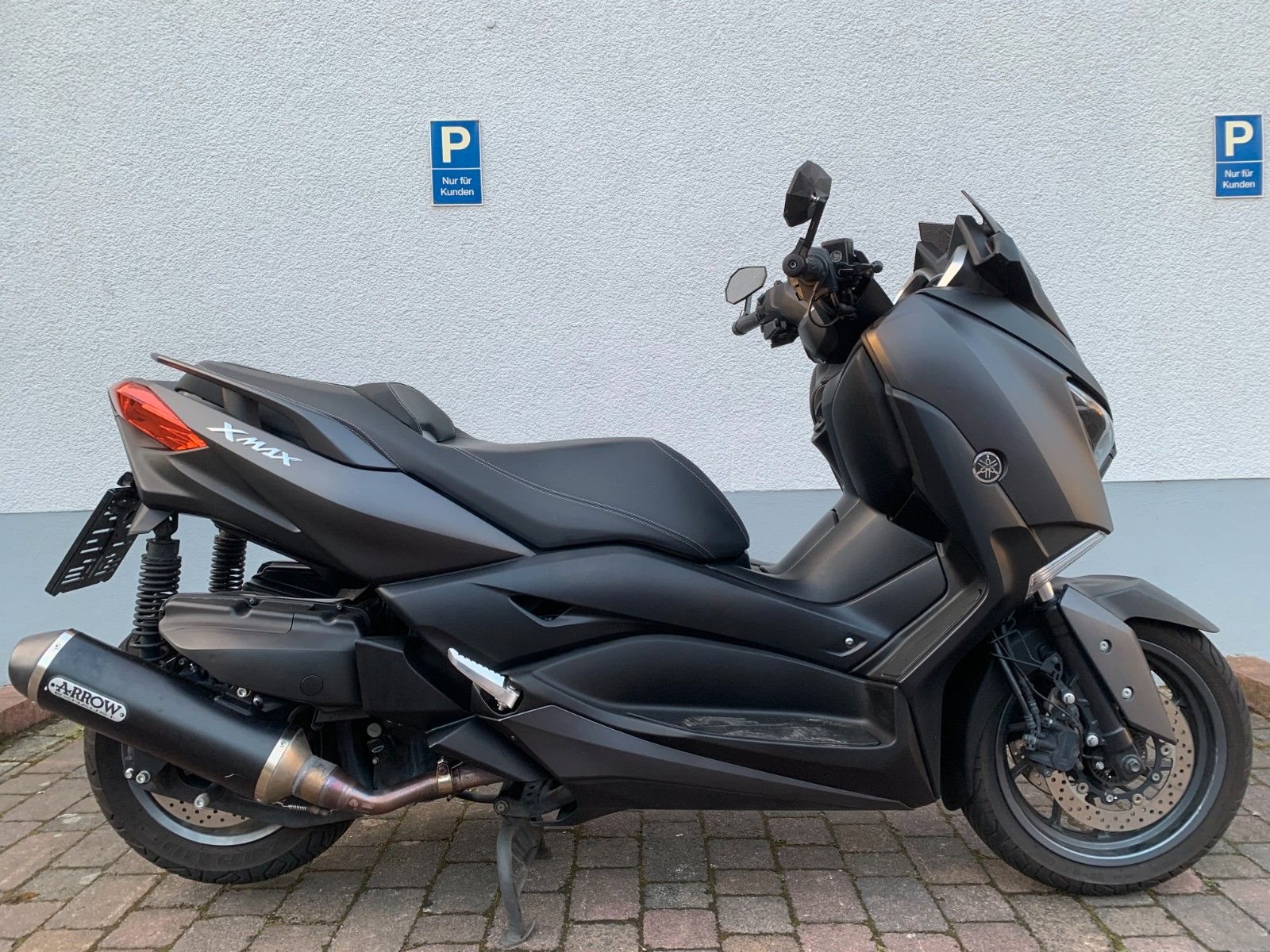 Yamaha XMAX 400