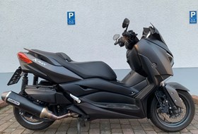 Yamaha XMAX 400